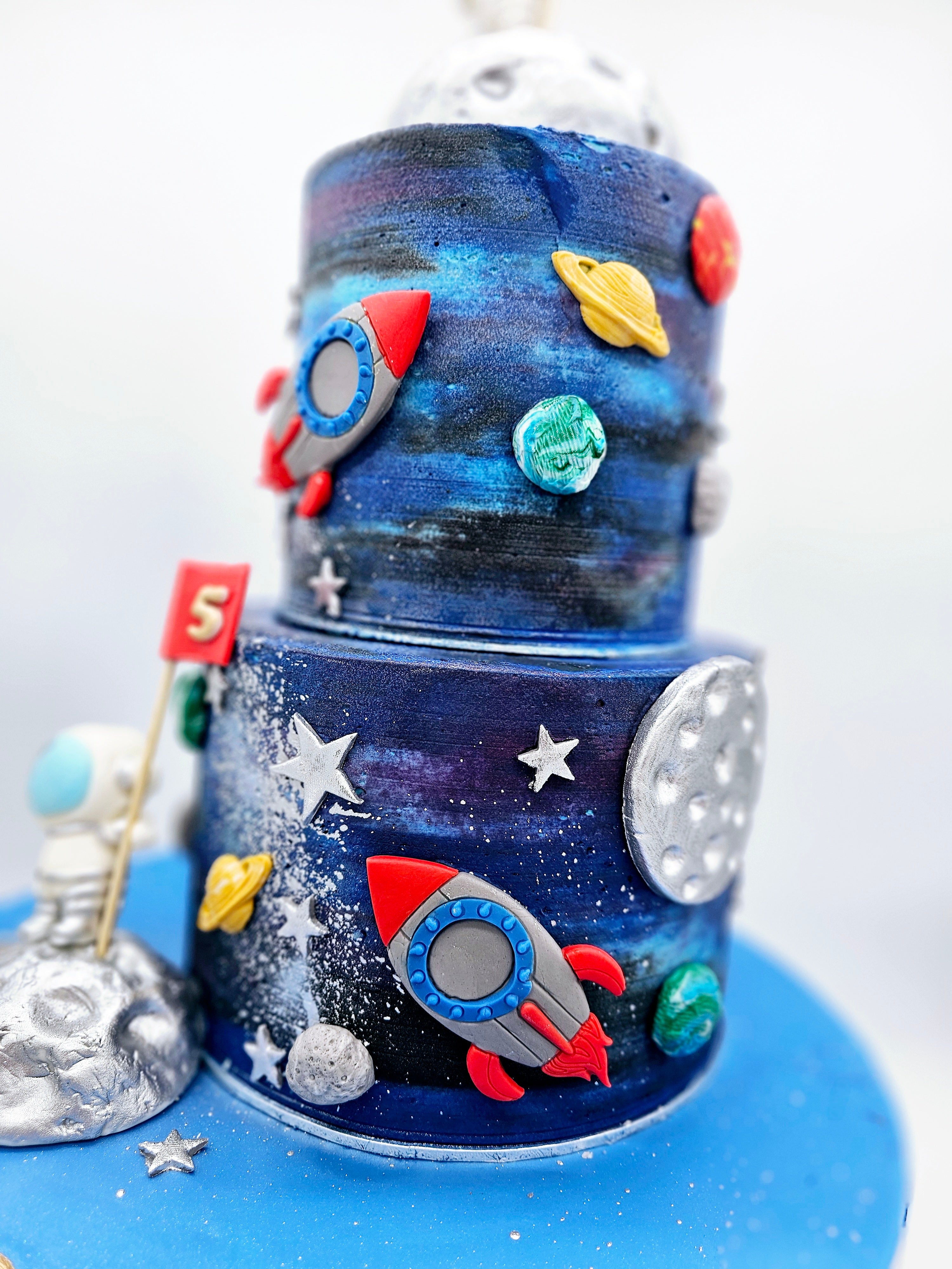 Eggless Outer Space Rocket Birthday Cake – Astronaut Galaxy Theme - Cake Secret