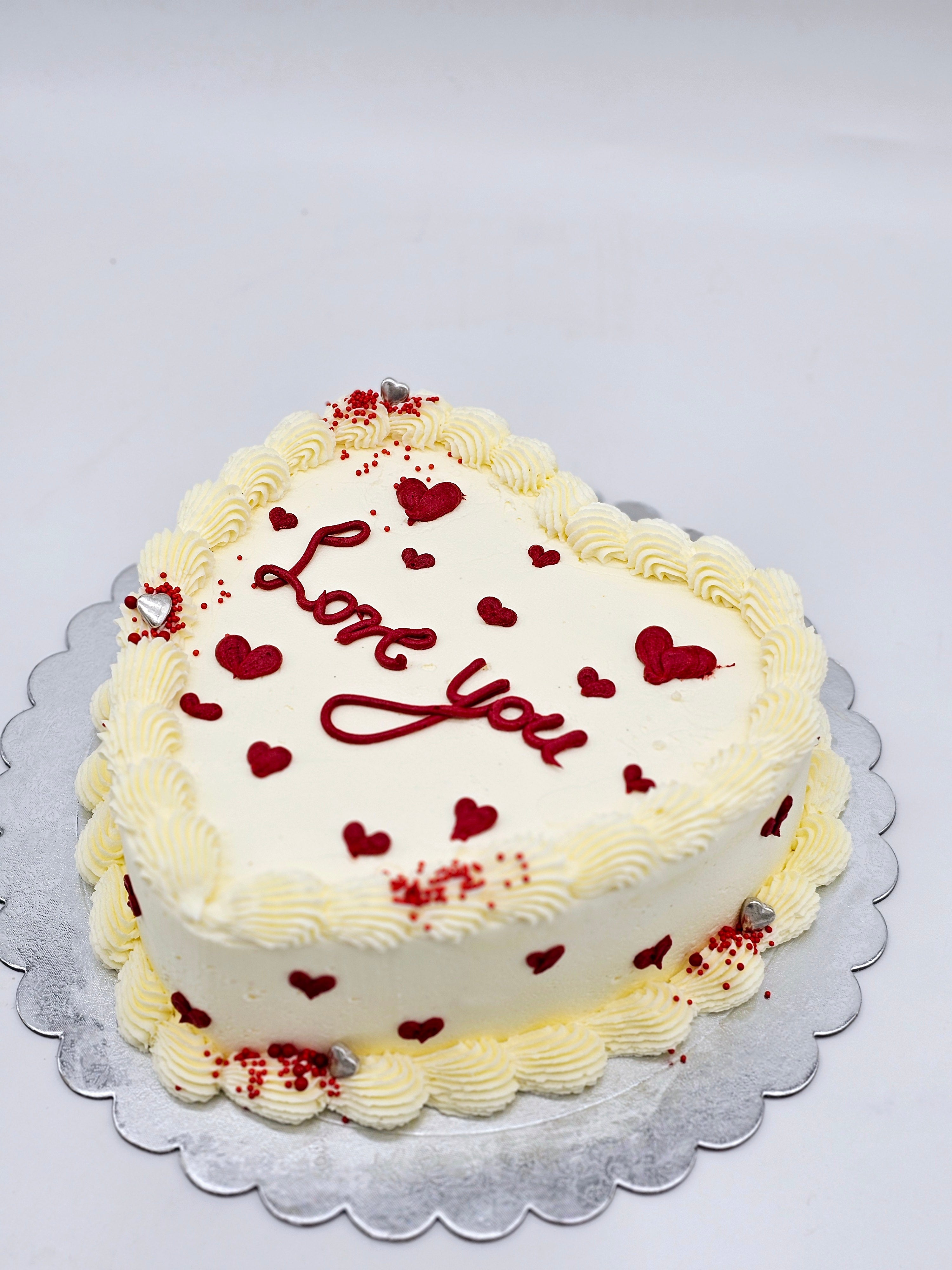 Classic Heart Valentine’s Cake - Cake Secret