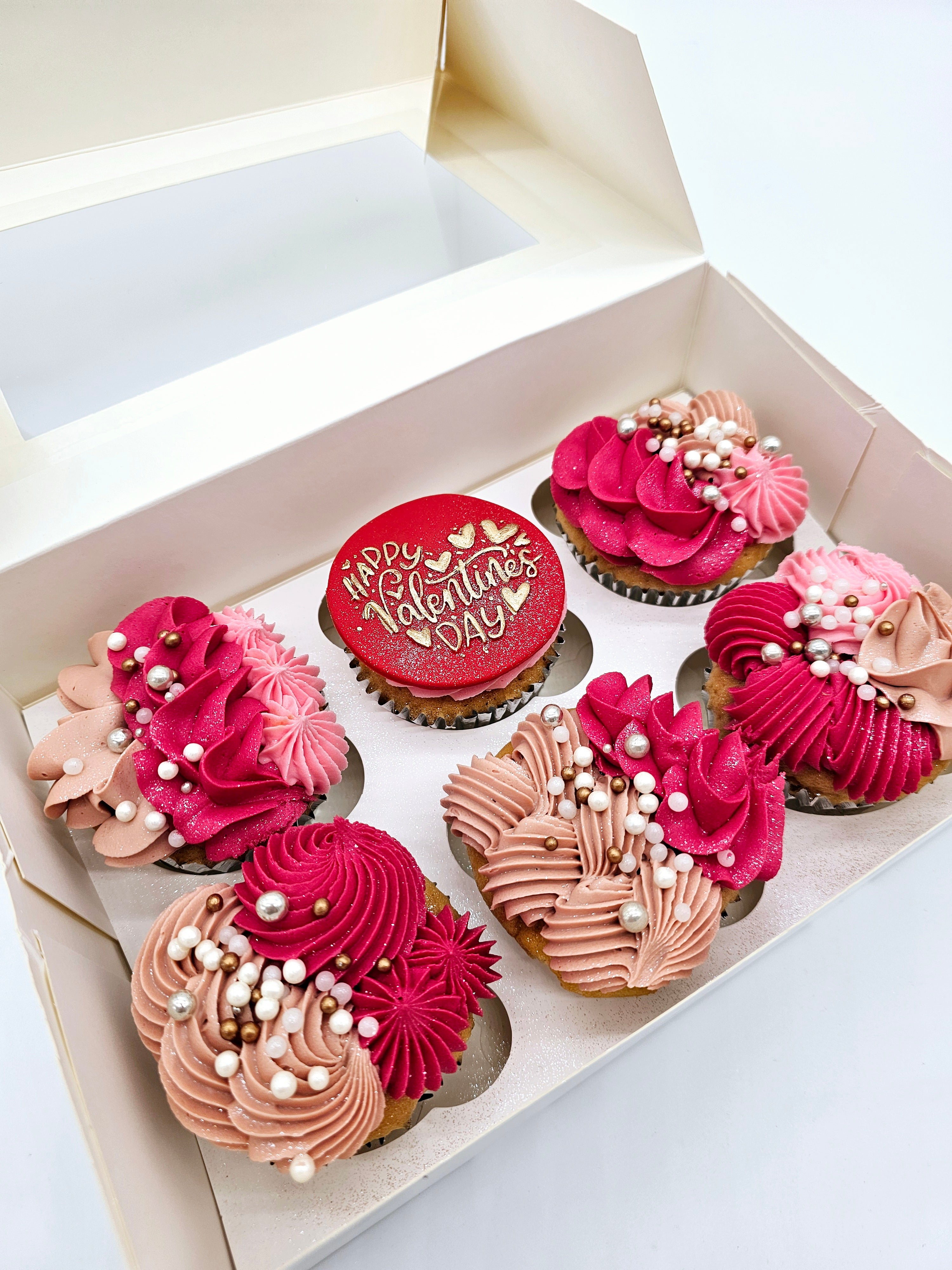Valentine's Day Luxury Cupcake Gift Box - Cake Secret