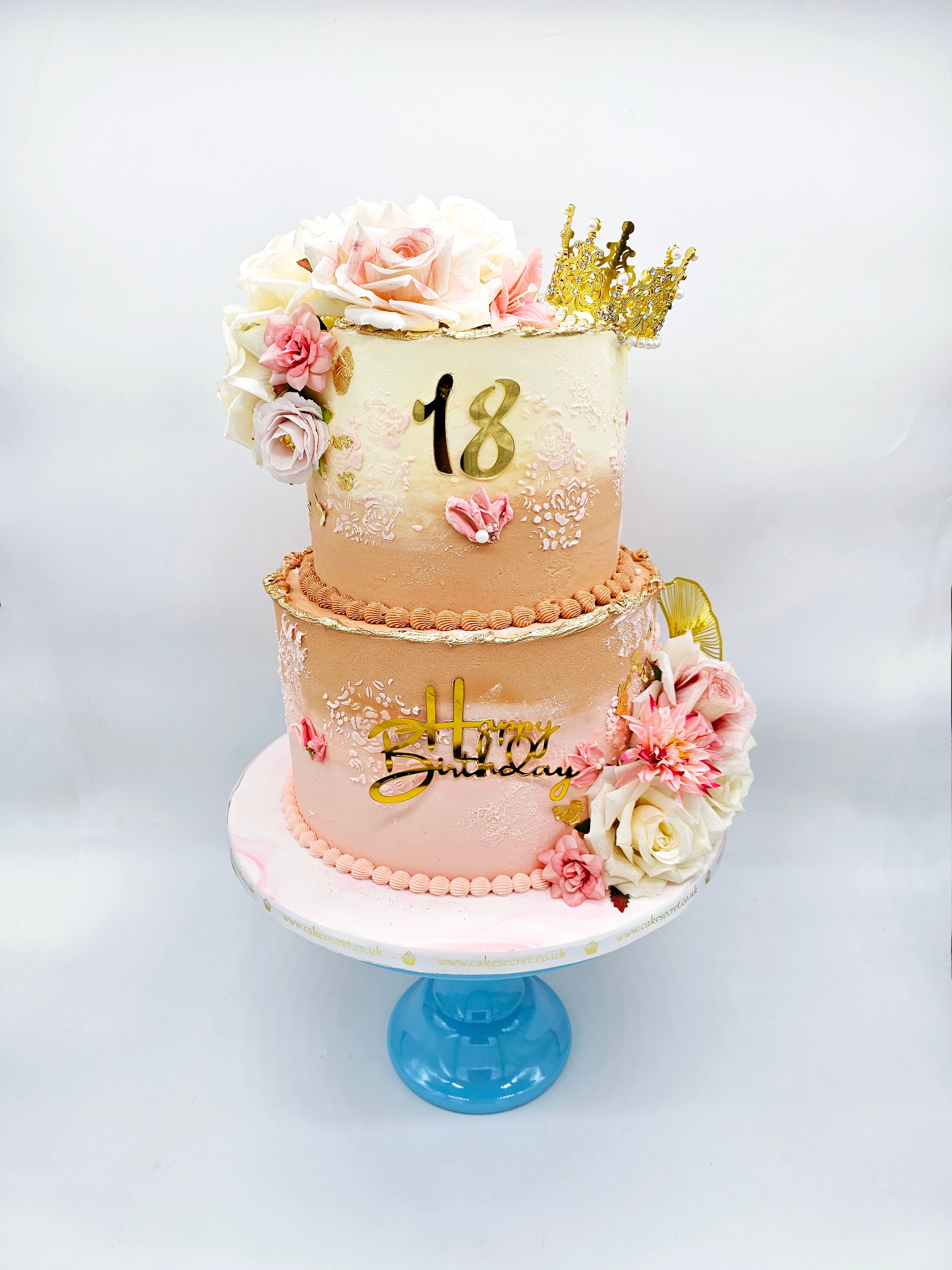 Elegant Ombre Birthday Cake with Gold Details and Artificial Flowers - Cake Secret