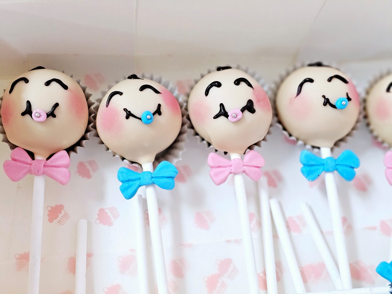 Bundle Of Joy Cake Pops - Cake Secret