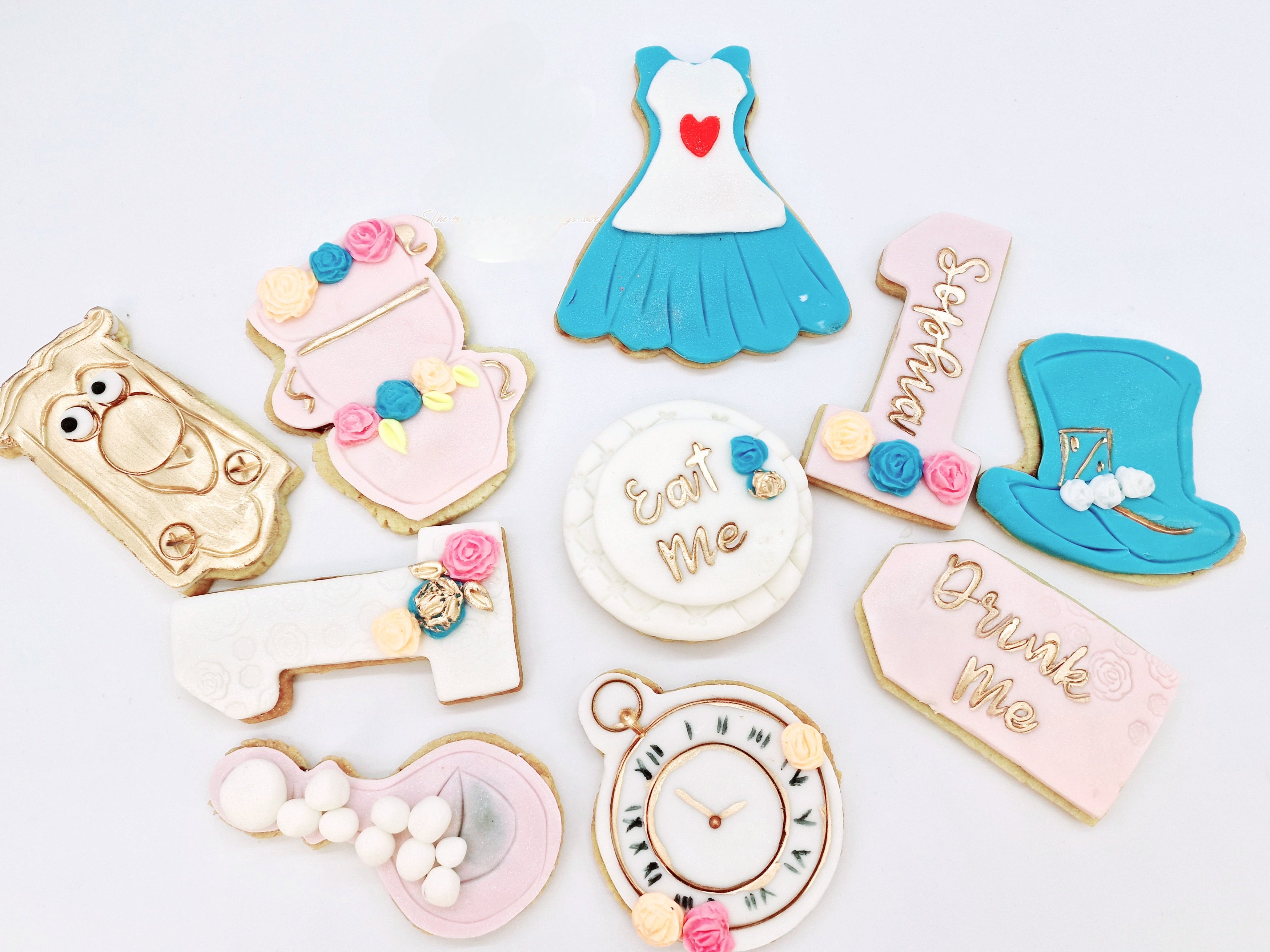 Whimsical Wonderland Alice in Wonderland Inspired Cookies - Cake Secret