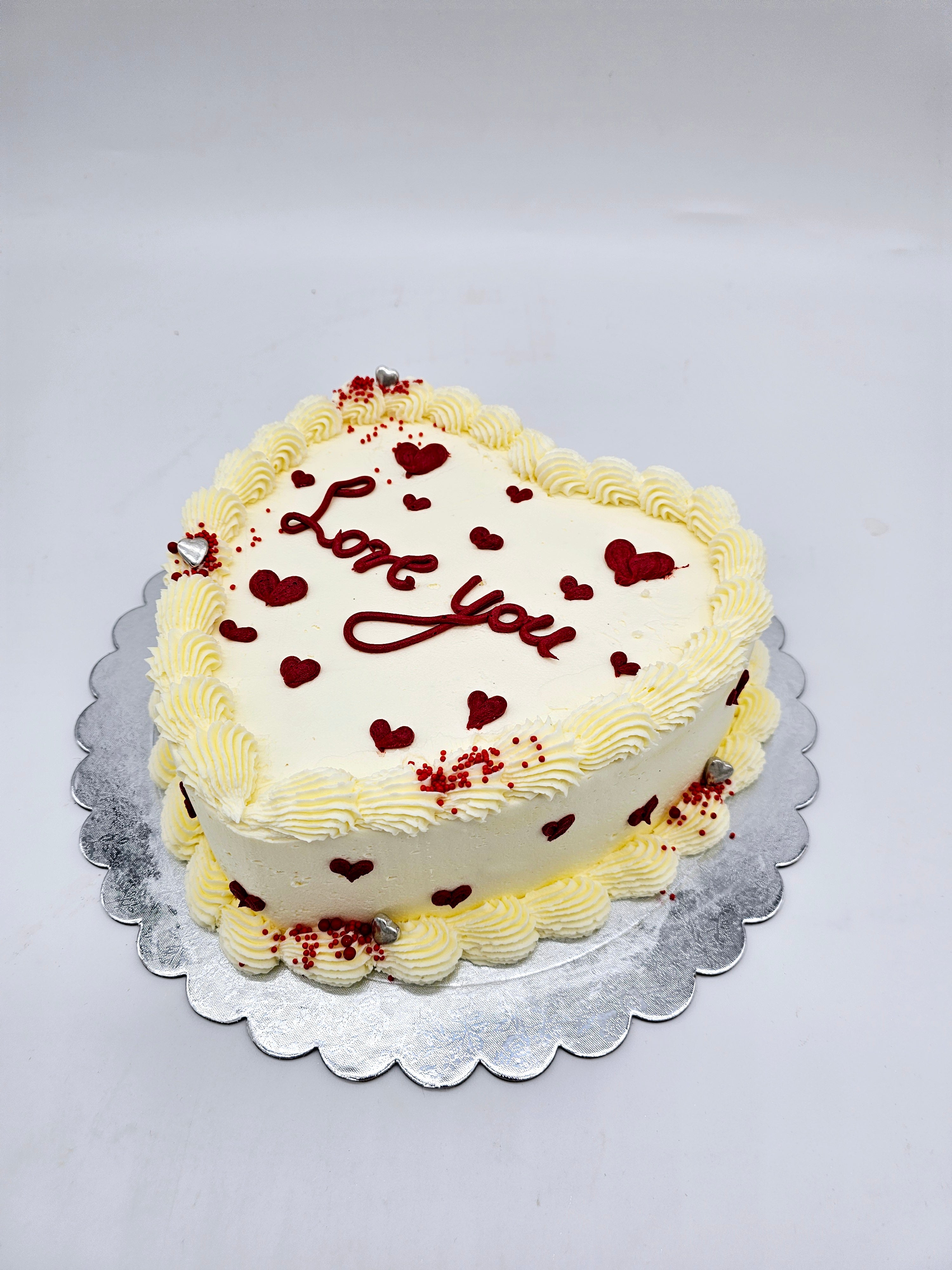 Classic Heart Valentine’s Cake - Cake Secret