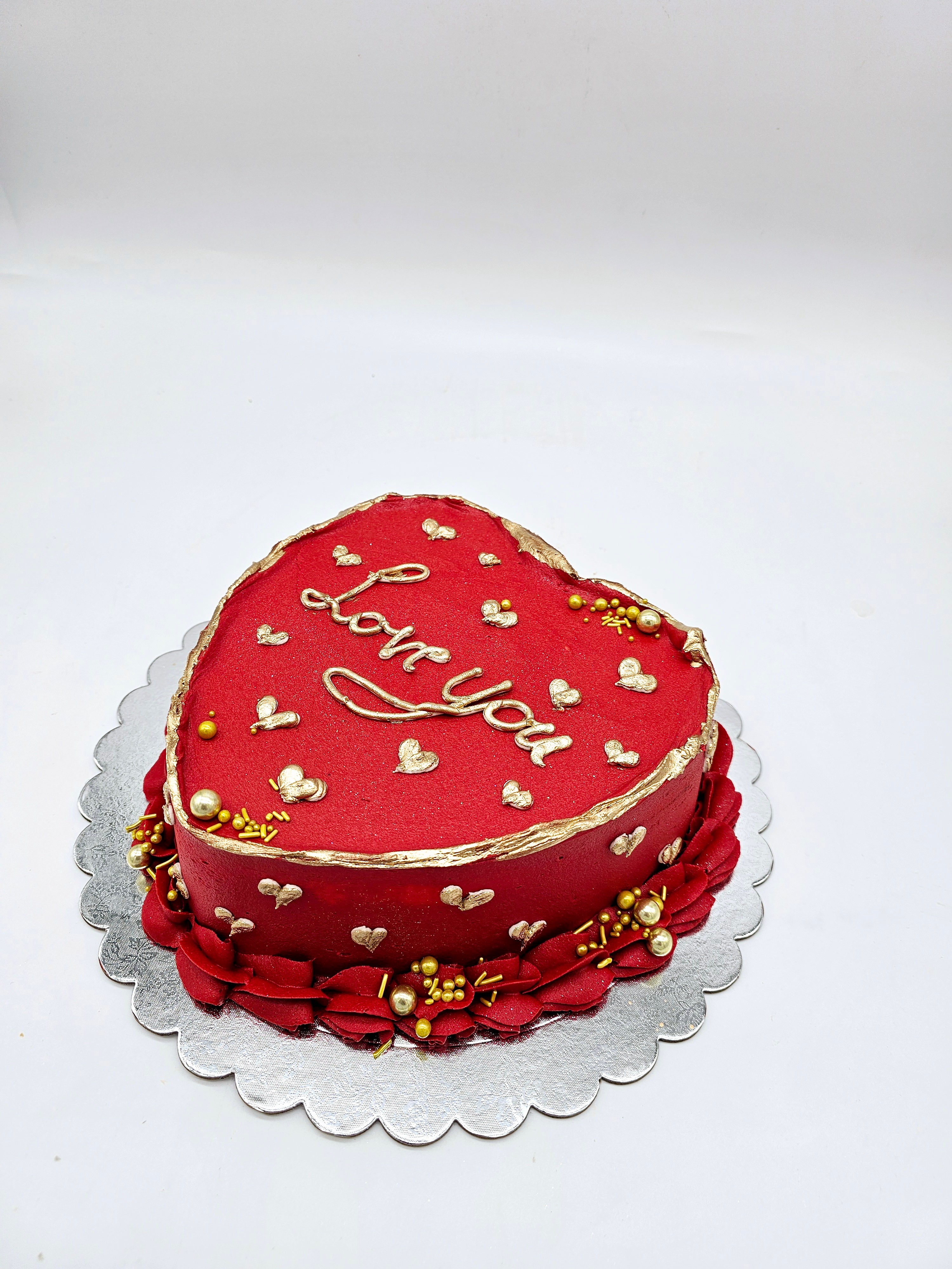 Golden Love Heart Cake - Cake Secret