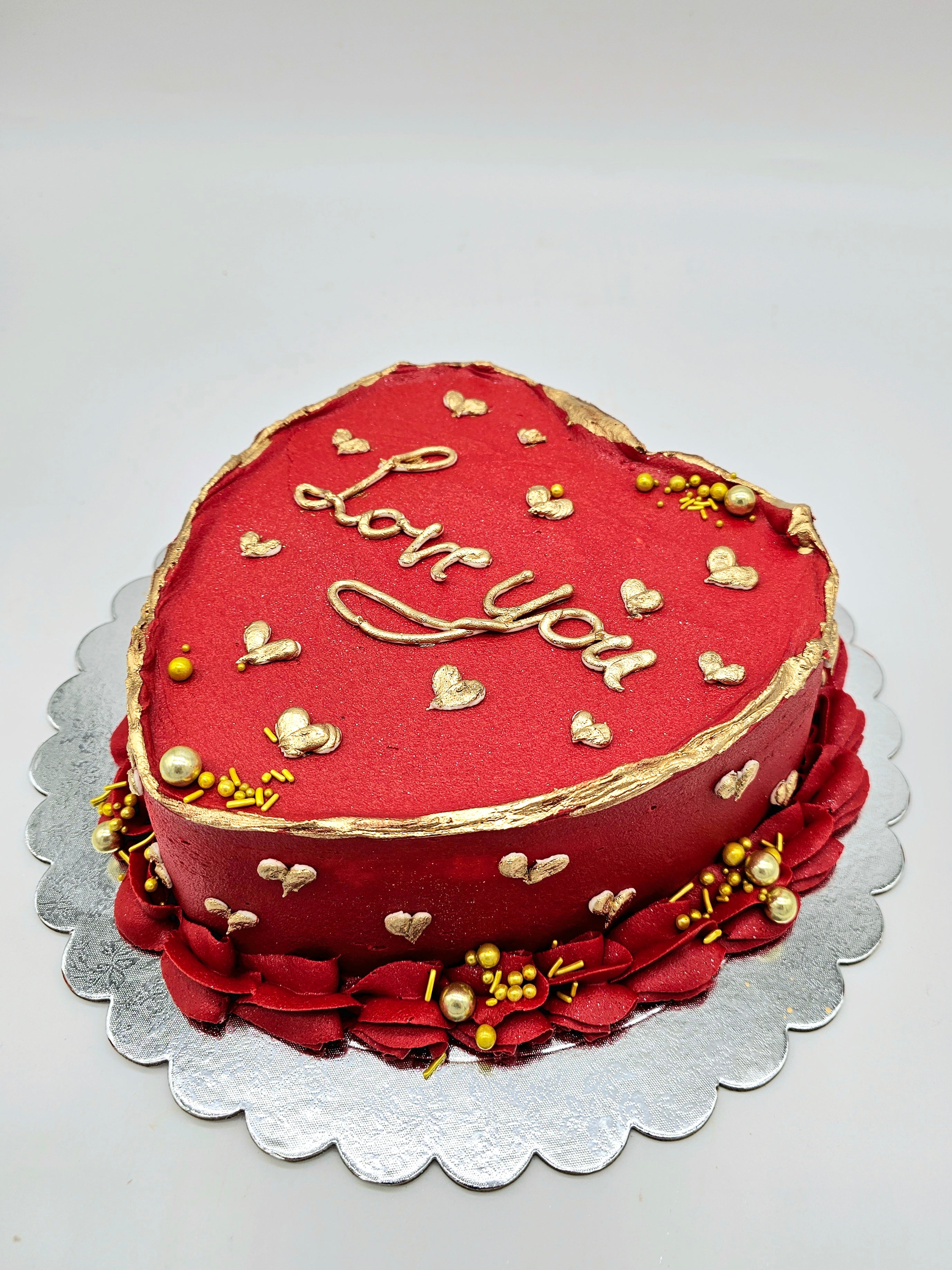 Golden Love Heart Cake - Cake Secret