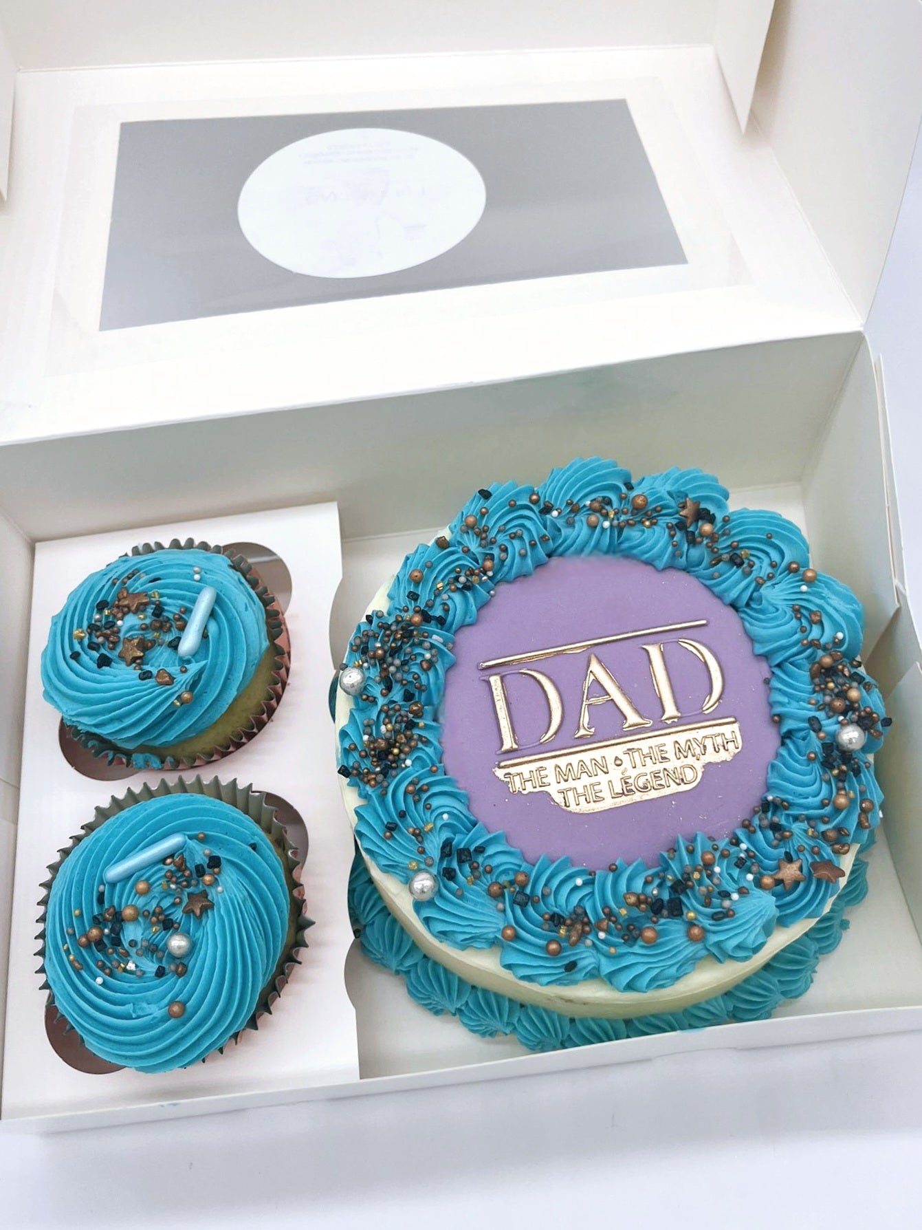 Dad The Legend Father's Day Mini Cake & Cupcake Set - Cake Secret