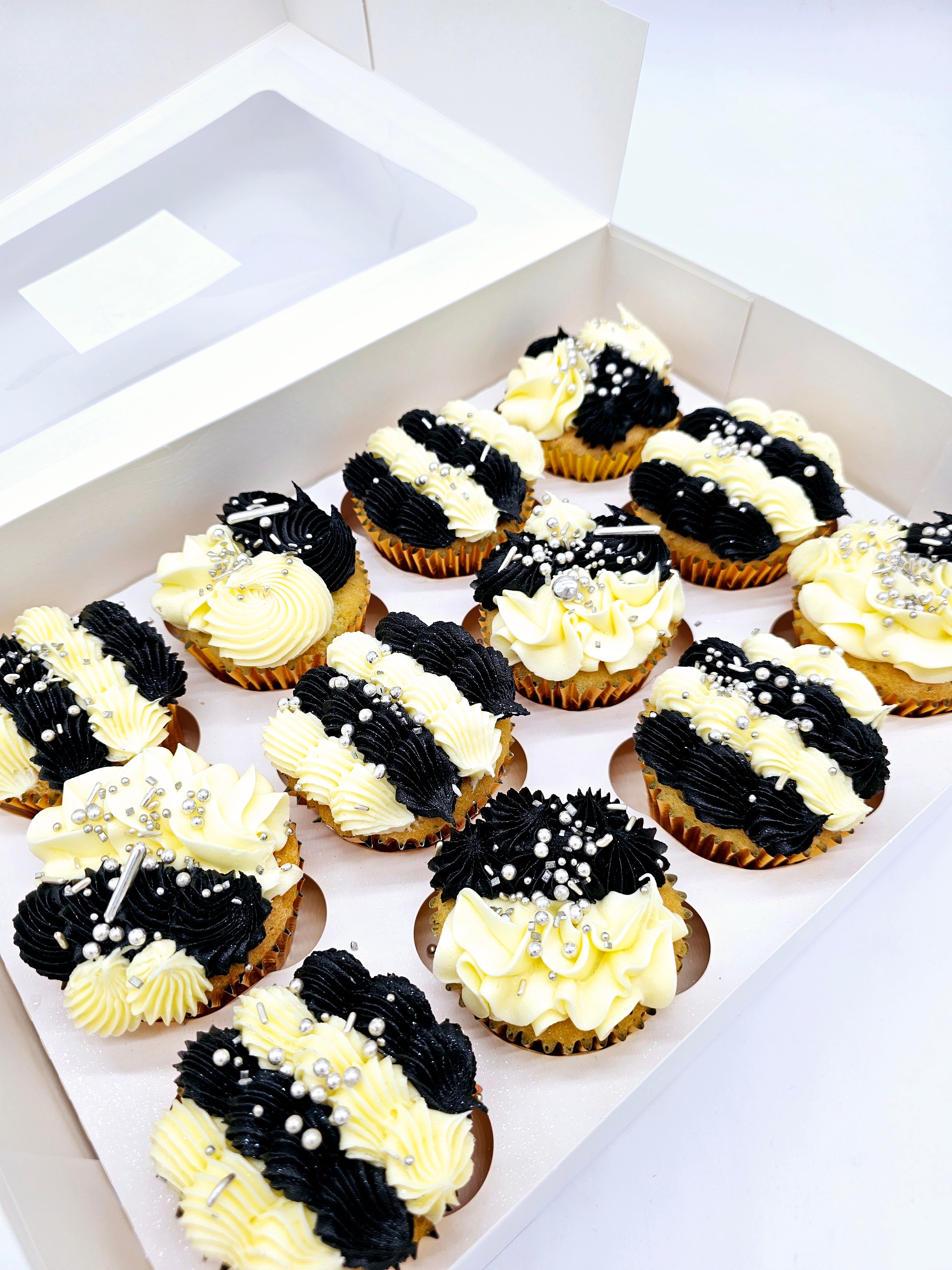 Elegant Black and White Cupcake Box - Cake Secret
