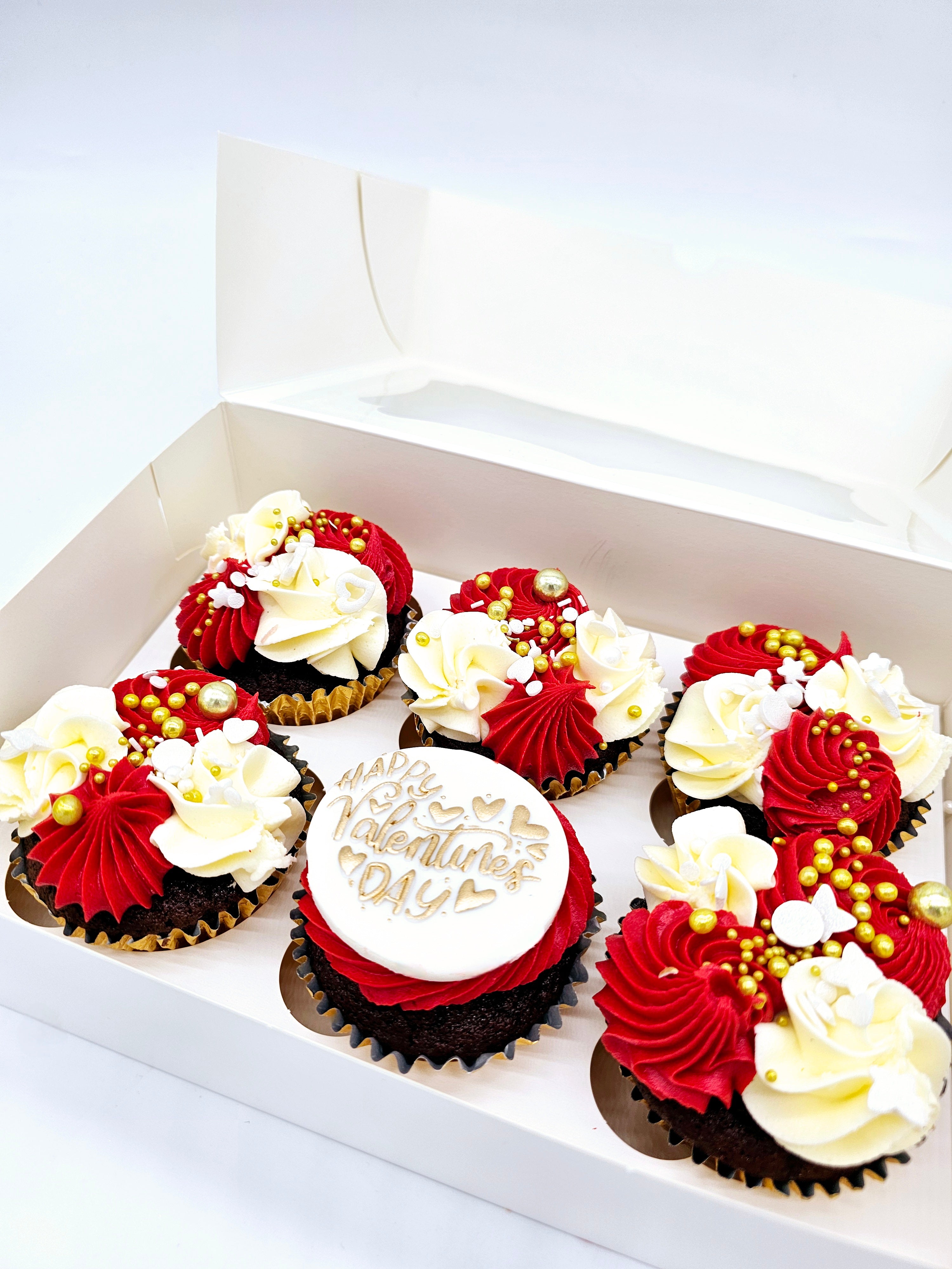 Valentine’s Day Cupcake Box - Cake Secret