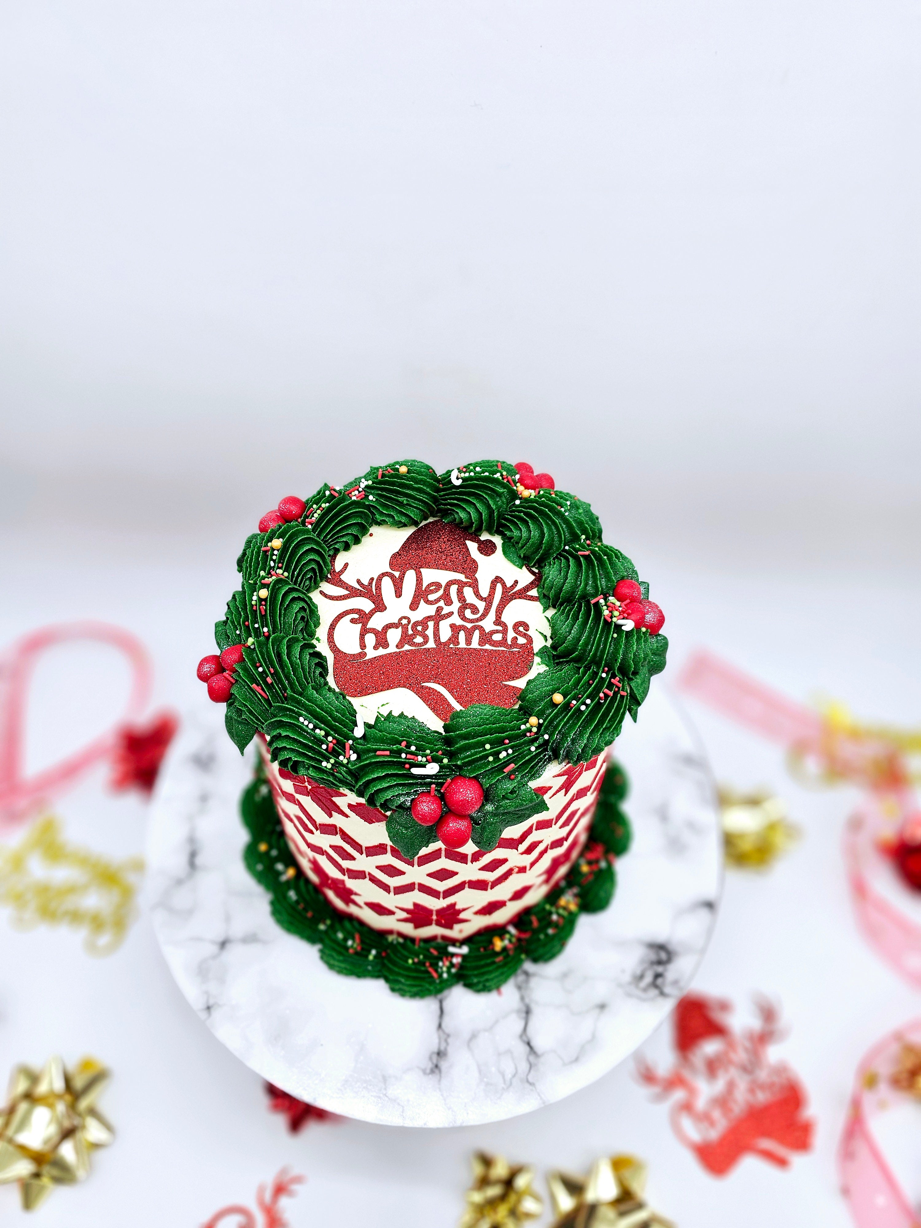 Festive Christmas Cake - Cake Secret