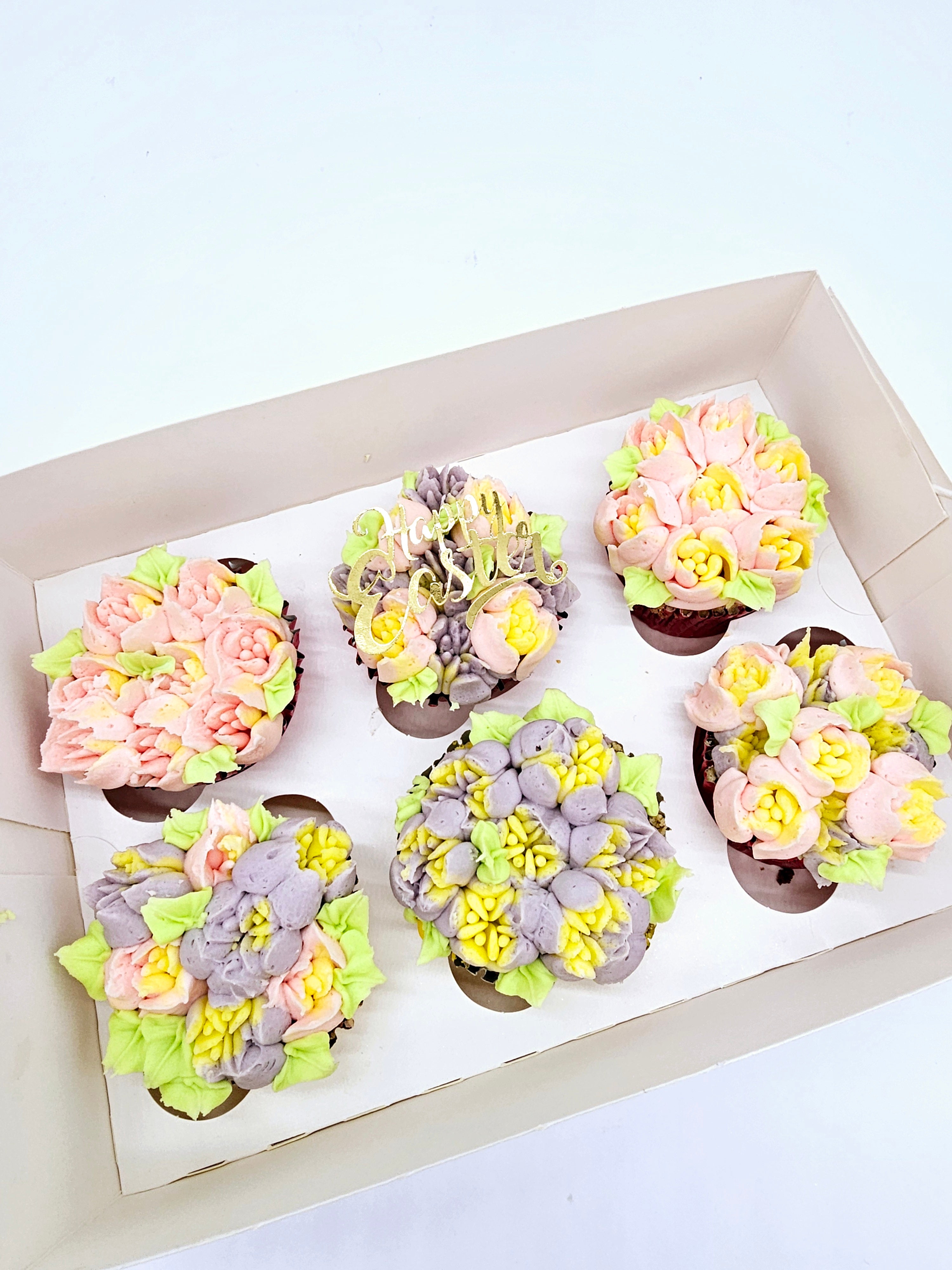 Easter Tulip Cupcakes - Cake Secret